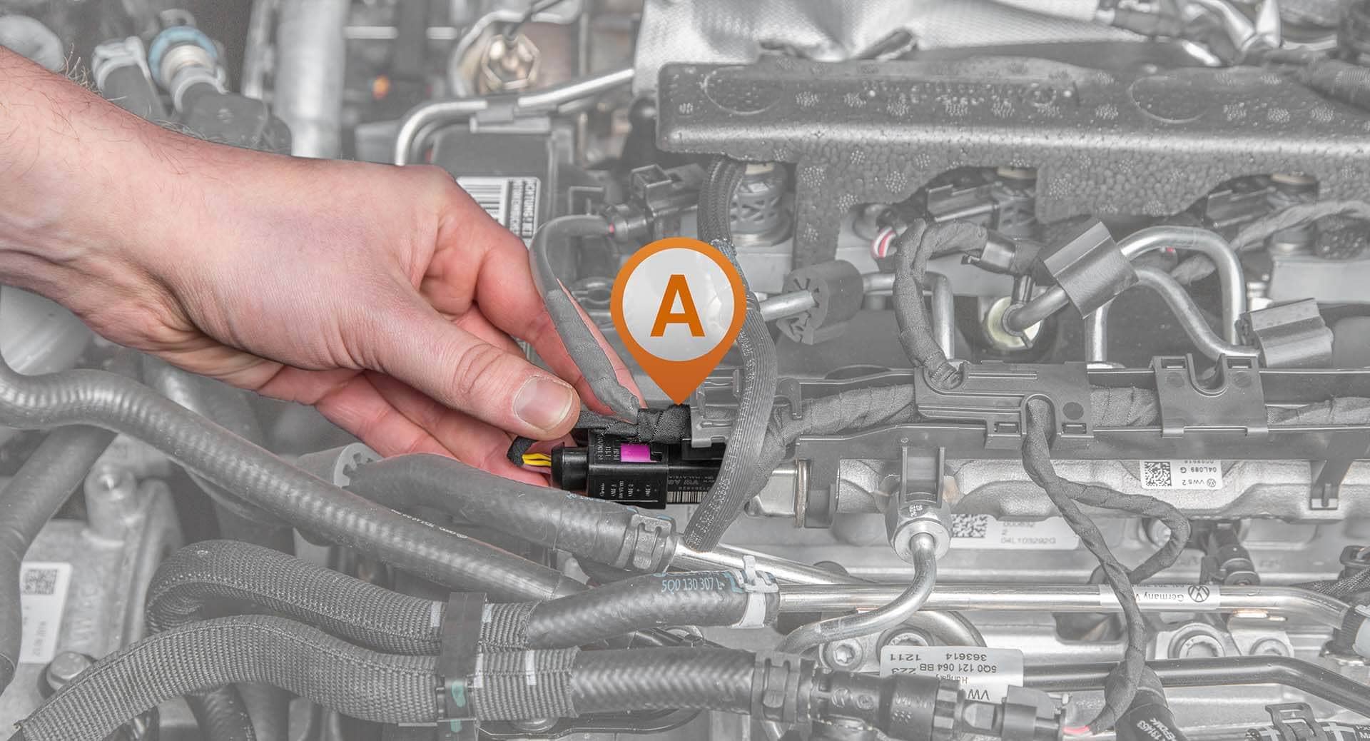 Connection to the common rail sensor (A)